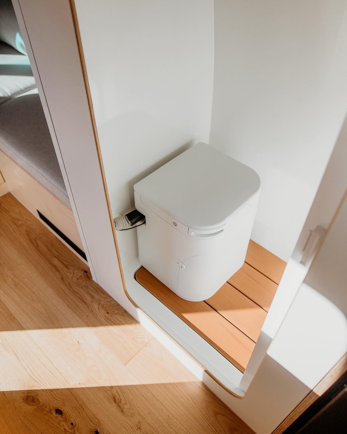 OGO™ Compost Toilets | Waterless Solution for RVs, Boats, Van, & more